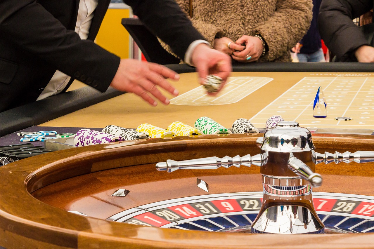Crazy Eights: How to Play and Win